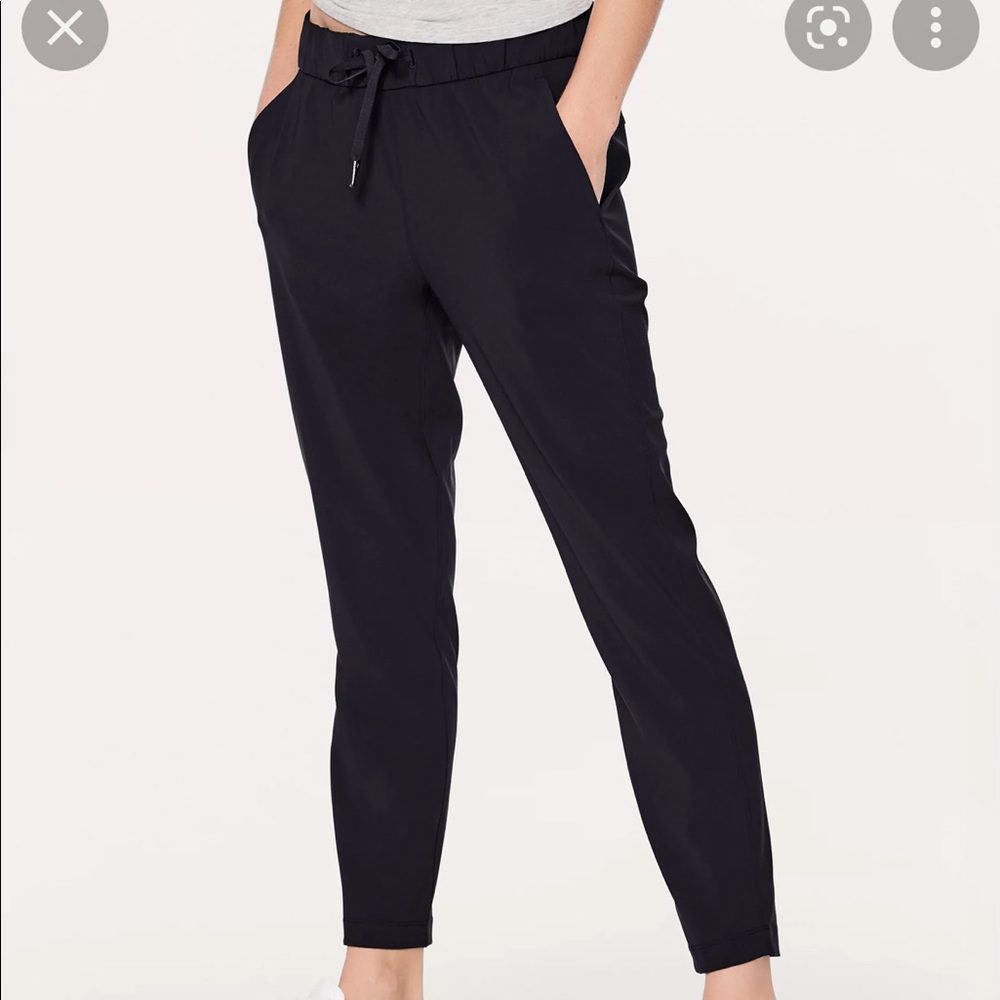 Lululemon On the Fly Jogger - Black
